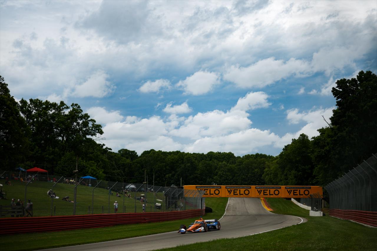 Scott Dixon - Honda Indy 200 at Mid-Ohio - By: Joe Skibinski -- Photo by: Joe Skibinski