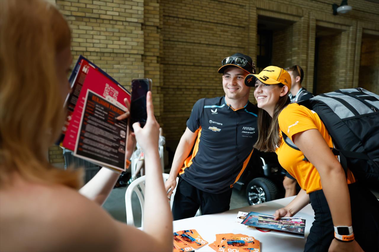 Pato O'Ward takes a photo with a fan - Honda Indy Toronto - By: Joe Skibinski -- Photo by: Joe Skibinski