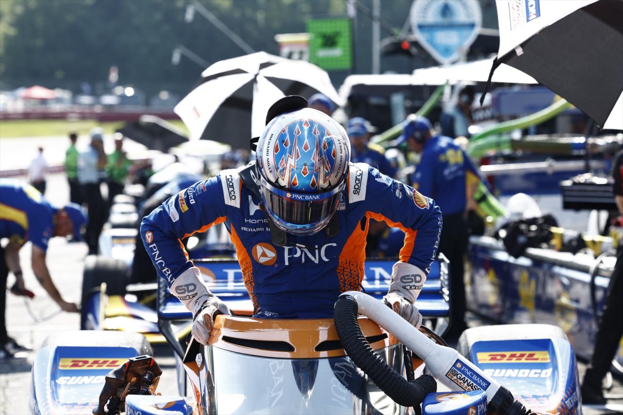Scott Dixon - Honda Indy 200 at Mid-Ohio - By: Chris Jones -- Photo by: Chris Jones