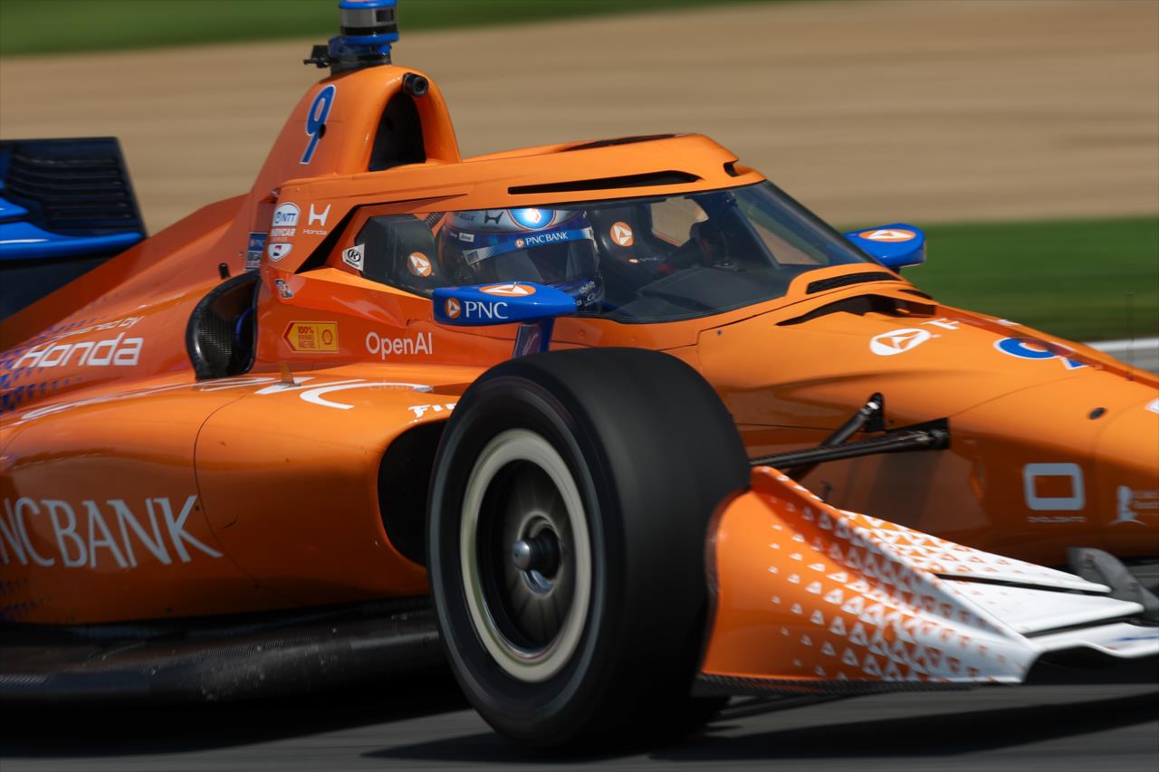 Scott Dixon - Honda Indy 200 at Mid-Ohio - By: Chris Owens -- Photo by: Chris Owens