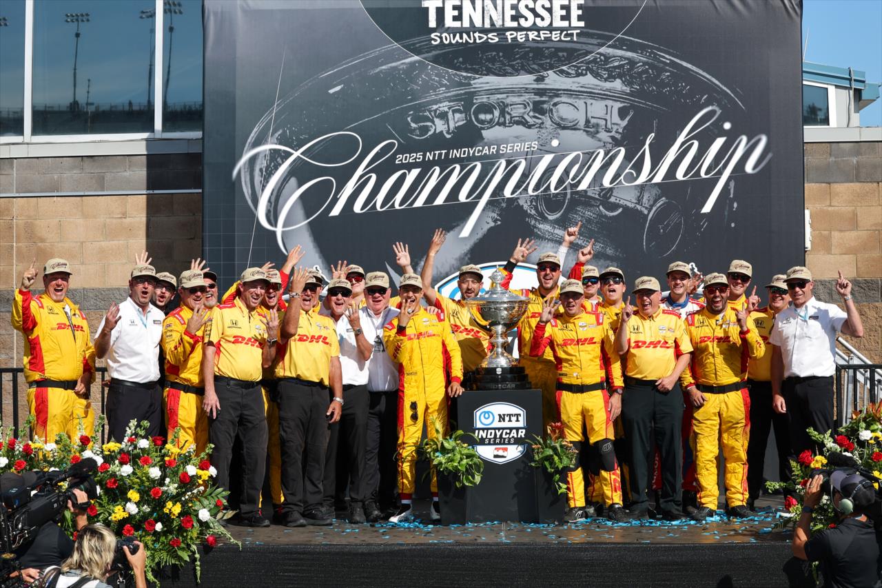 Alex Palou and team - Borchetta Bourbon Music City Grand Prix - By: Chris Owens -- Photo by: Chris Owens