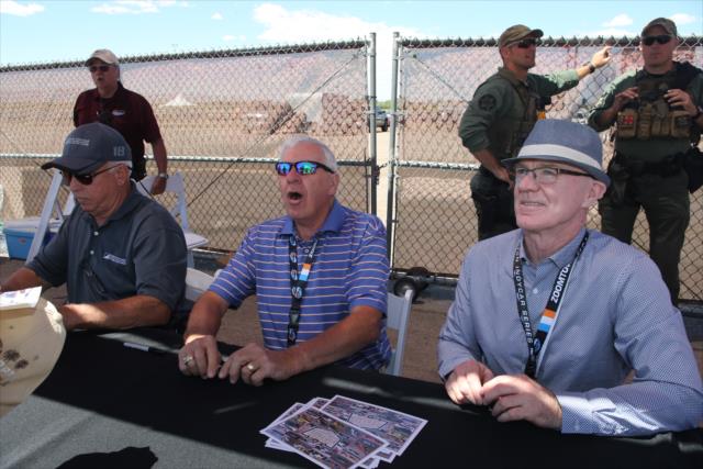 Tom Sneva and Derek Daly chat with the fans during the legends autograph session at Phoenix Raceway -- Photo by: Richard Dowdy
