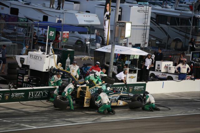Ed Carpenter comes in for tires and fuel on pit lane during the Desert Diamond West Valley Phoenix Grand Prix -- Photo by: Chris Jones