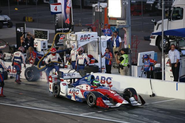 Conor Daly leaves his pit stall after service during the Desert Diamond West Valley Phoenix Grand Prix -- Photo by: Chris Jones