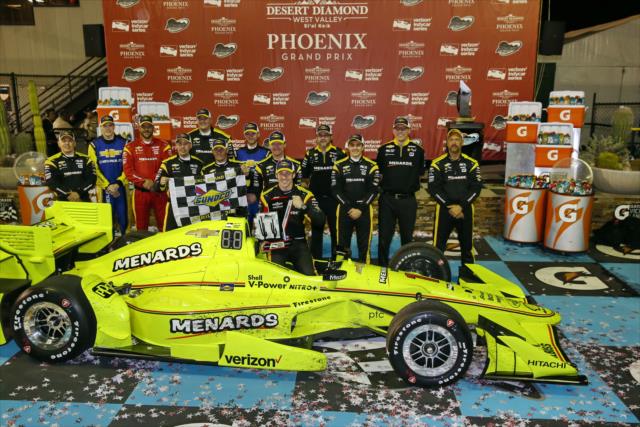 Simon Pagenaud and Team Penske win the Desert Diamond West Valley Phoenix Grand Prix at Phoenix Raceway -- Photo by: Chris Jones