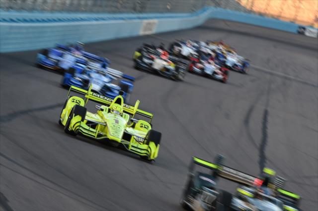 Simon Pagenaud sets up for Turn 1 during the Desert Diamond West Valley Phoenix Grand Prix -- Photo by: Chris Owens