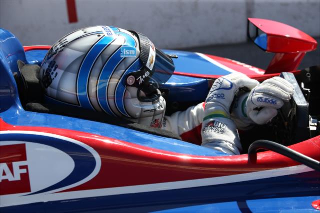 Tony Kanaan sits in the No. 4 ABC Supply Chevrolet prior to shaking down the car for Matheus 'Matt' Leist prior to the rookie oval test at ISM Raceway -- Photo by: Chris Jones