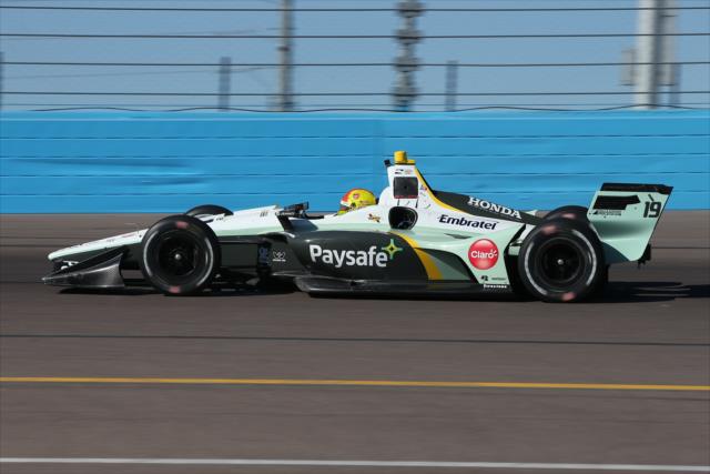Pietro Fittipaldi on course during the rookie oval test at ISM Raceway -- Photo by: Chris Jones