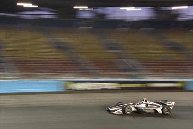 Will Power streaks through Turn 1 during the evening open test session at ISM Raceway -- Photo by: John Cote