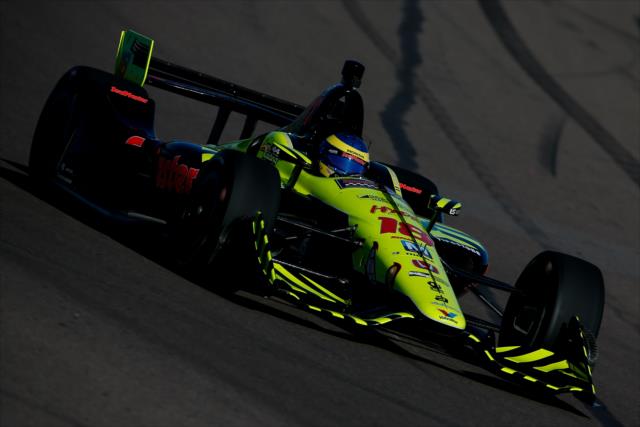 Sebastien Bourdais sails into Turn 1 during the afternoon open test session at ISM Raceway -- Photo by: Joe Skibinski