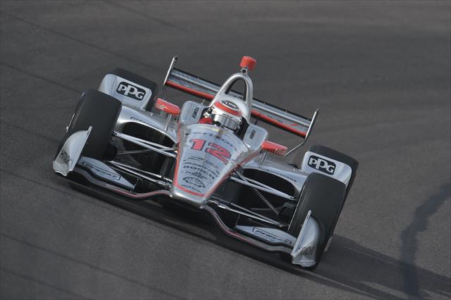 Will Power rolls through Turn 1 during the afternoon test session at ISM Raceway -- Photo by: Chris Owens