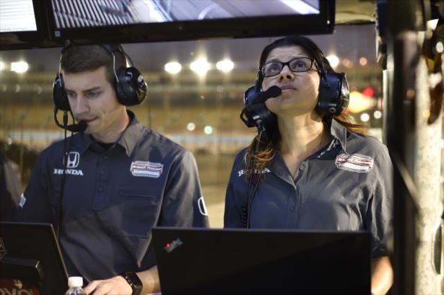 Schmidt Peterson Motorsports Chief Engineer Leena Gade looks over data in the pit stand during the evening test session at ISM Raceway -- Photo by: Chris Owens