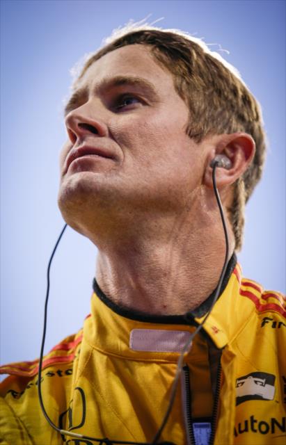Ryan Hunter-Reay waits along pit lane during the evening test session at ISM Raceway -- Photo by: Shawn Gritzmacher