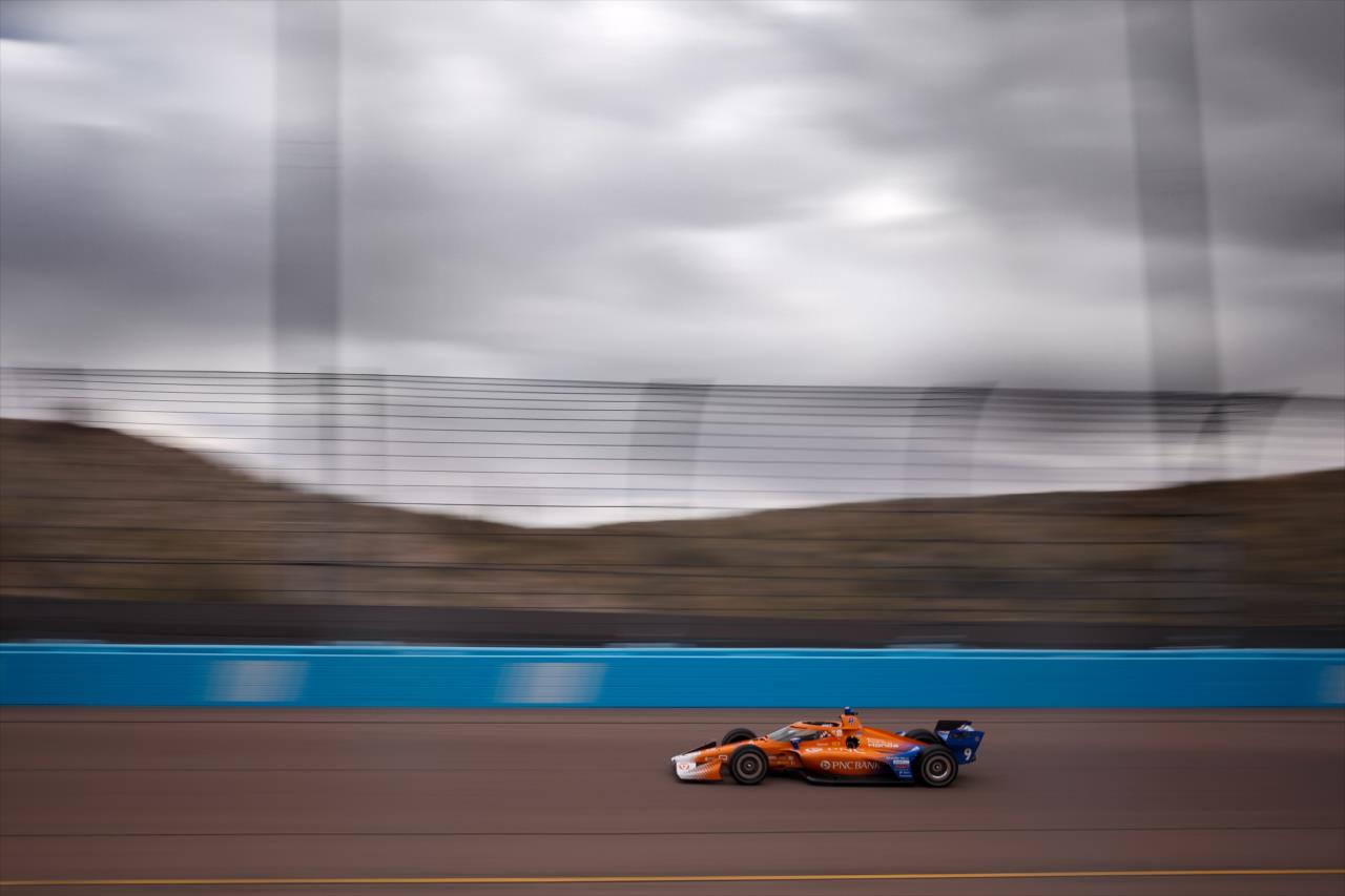 Scott Dixon - The Unser INDYCAR Open Test at Phoenix Raceway - By: Chris Owens -- Photo by: Chris Owens