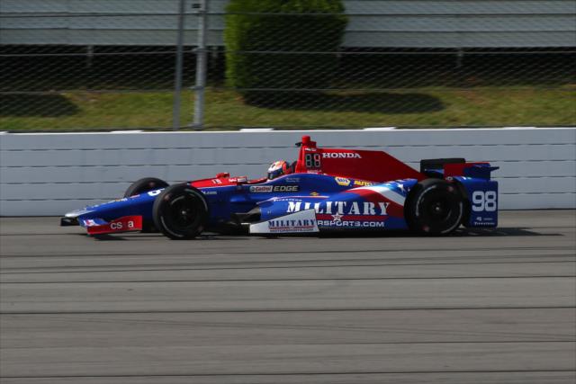 Alexander Rossi along the frontstretch during practice for the ABC Supply 500 at Pocono Raceway -- Photo by: Bret Kelley