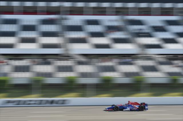 Alexander Rossi streaks toward the start/finish line during practice for the ABC Supply 500 at Pocono Raceway -- Photo by: Chris Owens