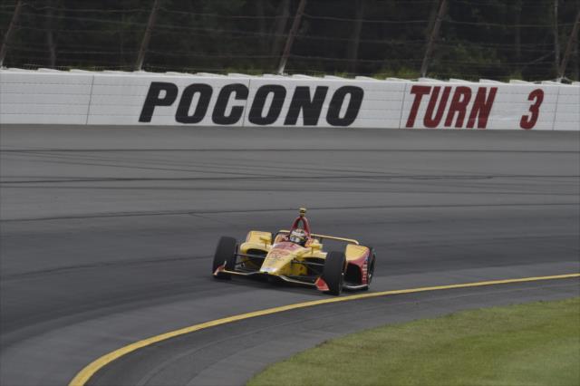 Ryan Hunter-Reay hits the apex of Turn 3 during practice for the ABC Supply 500 at Pocono Raceway -- Photo by: Chris Owens