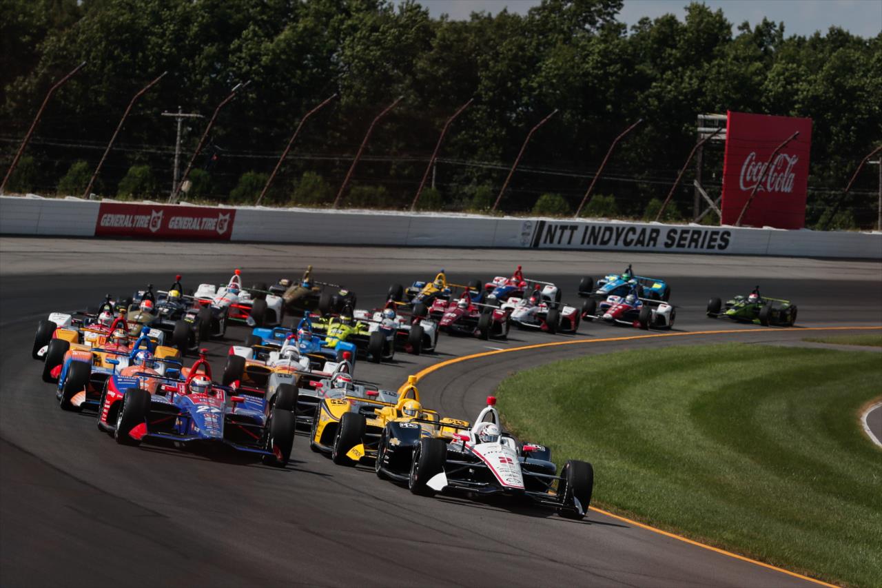 The field of cars form two-wide prior to taking the green flag -- Photo by: Joe Skibinski