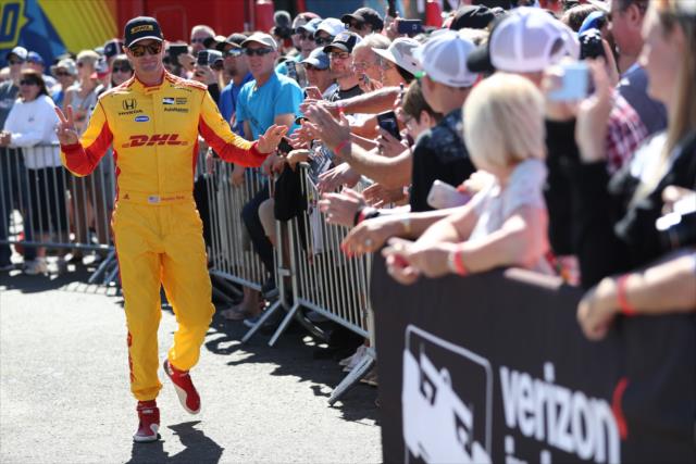Ryan Hunter-Reay greets the fans gathered in front of the stage during pre-race festivities for the Grand Prix of Portland at Portland International Raceway -- Photo by: Chris Jones