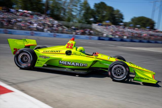 Simon Pagenaud dives into Turn 1 during the Grand Prix of Portland at Portland International Raceway -- Photo by: Stephen King