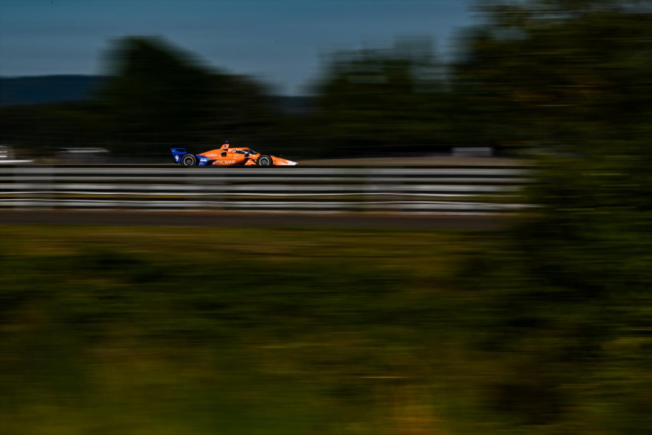 Scott Dixon - BITNILE.com Grand Prix of Portland - By: James Black -- Photo by: James  Black