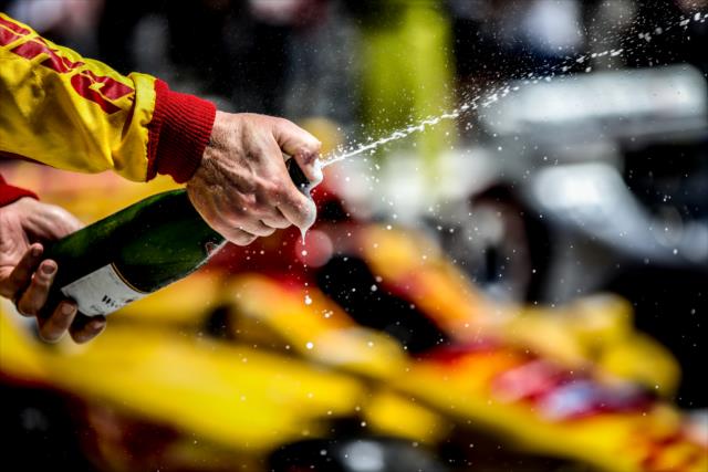 Ryan Hunter-Reay sprays the champagne in Victory Lane following the KOHLER Grand Prix at Road America -- Photo by: Shawn Gritzmacher