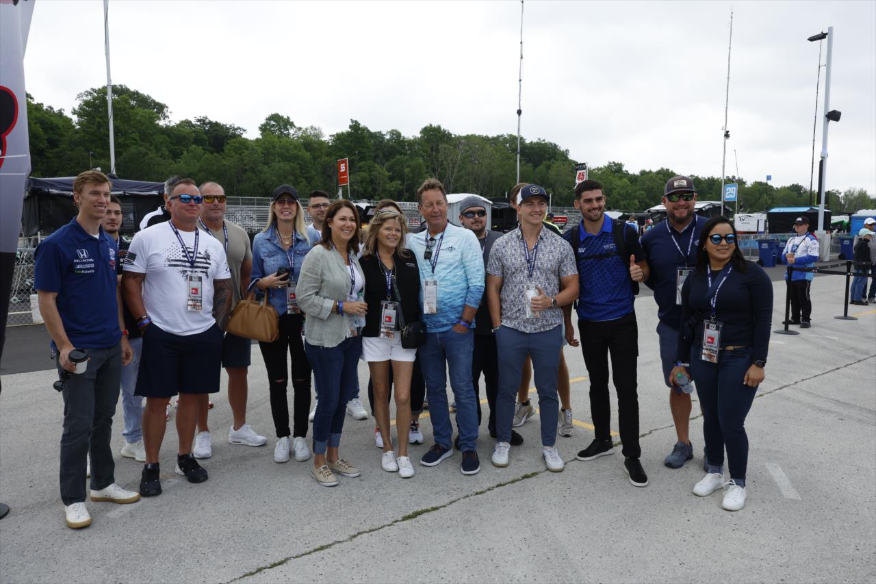 Sting Ray Robb and Rinus VeeKay with fans - Sonsio Grand Prix at Road America - By: Chris Jones -- Photo by: Chris Jones
