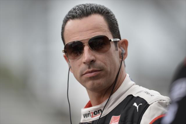 Helio Castroneves on pit lane prior to the final warmup for the Angie's List Grand Prix of Indianapolis -- Photo by: John Cote