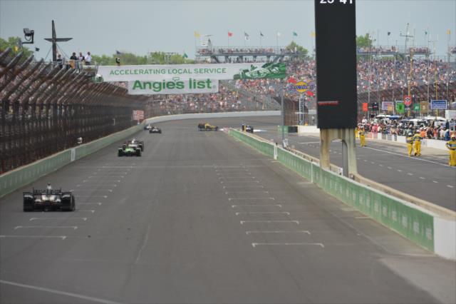 Cars heading down the frontstretch during the Angie's List Grand Prix of Indianapolis -- Photo by: John Cote