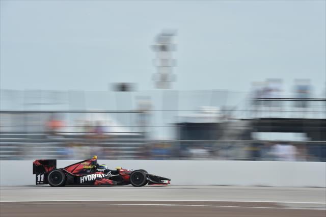 Sebastien Bourdais on course during qualifications for the Firestone Grand Prix of St. Petersburg -- Photo by: Chris Owens