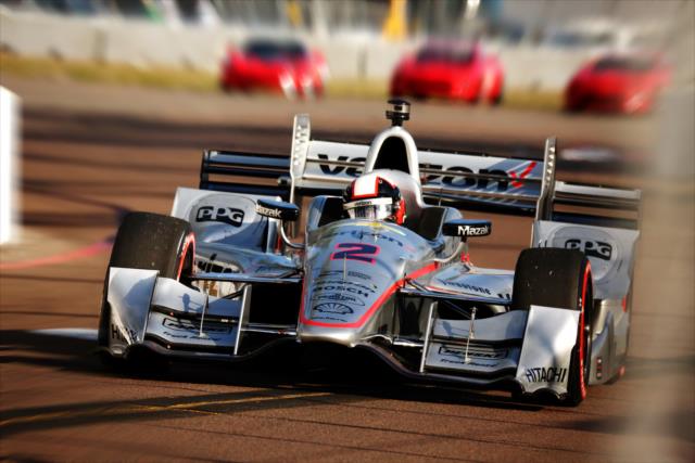 Juan Pablo Montoya apexes Turn 2 during qualifications for the Firestone Grand Prix of St. Petersburg -- Photo by: Tim Holle