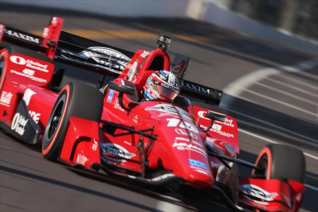 Graham Rahal sets up for Turn 10 during practice for the Firestone Grand Prix of St. Petersburg -- Photo by: Joe Skibinski