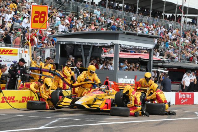 Andretti Autosport's Ryan Hunter-Reay comes in for tires and fuel on pit lane during the Firestone Grand Prix of St. Petersburg -- Photo by: Chris Jones