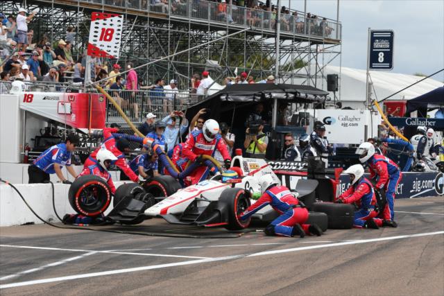 Sebastien Bourdais gets service from his Dale Coyne Racing team on pit lane during the Firestone Grand Prix of St. Petersburg -- Photo by: Chris Jones