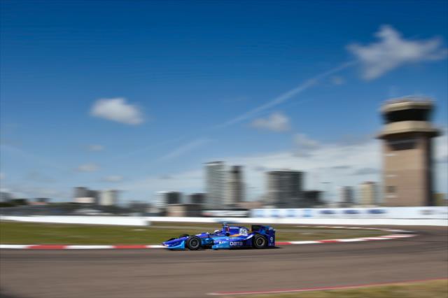Scott Dixon rolls into Turn 14 during the final warmup for the Firestone Grand Prix of St. Petersburg -- Photo by: Chris Owens