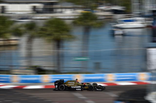 James Hinchcliffe apexes Turn 10 at Dan Wheldon Way during the final warmup for the Firestone Grand Prix of St. Petersburg -- Photo by: Chris Owens