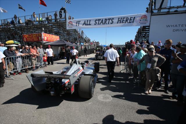 The No. 12 Verizon Chevrolet of Will Power is wheeled out to pit lane prior to practice for the Firestone Grand Prix of St. Petersburg -- Photo by: Chris Jones