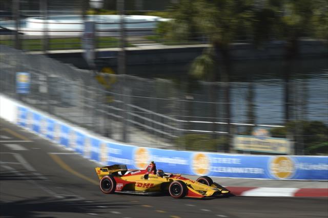 Ryan Hunter-Reay dives into Turn 10 during practice for the Firestone Grand Prix of St. Petersburg -- Photo by: Chris Owens