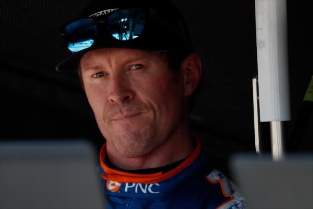 Scott Dixon looks on from his pit stand following practice for the Firestone Grand Prix of St. Petersburg -- Photo by: Joe Skibinski