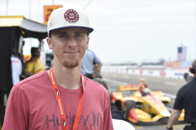 Tampa Bay Rays shortstop Matt Duffy visits the Andretti Autosport pit of Ryan Hunter-Reay during practice for the Firestone Grand Prix of St. Petersburg -- Photo by: Chris Owens