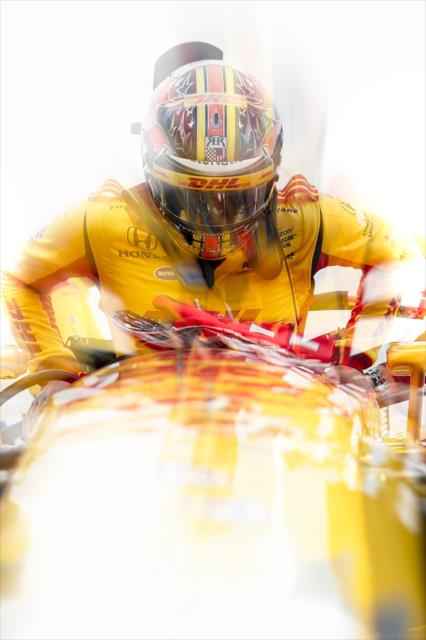 Ryan Hunter-Reay slides into his No. 28 DHL Honda on pit lane prior to qualifications for the Firestone Grand Prix of St. Petersburg -- Photo by: Chris Owens