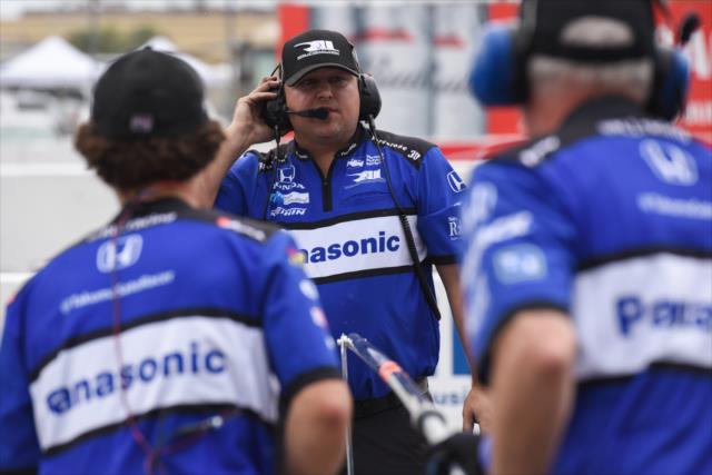 Rahal Letterman Lanigan Racing crewmen chat along pit lane during practice for the Firestone Grand Prix of St. Petersburg -- Photo by: James  Black