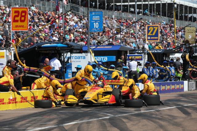 Ryan Hunter-Reay comes in for tires and fuel on pit lane during the Firestone Grand Prix of St. Petersburg -- Photo by: Chris Jones