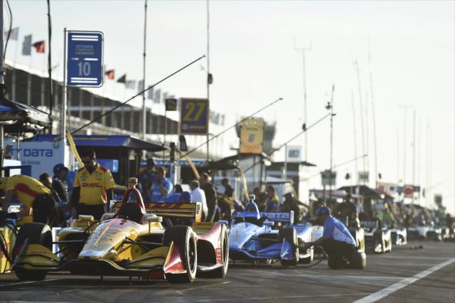 Pit lane coming to life before the final warmup for the Firestone Grand Prix of St. Petersburg -- Photo by: Chris Owens