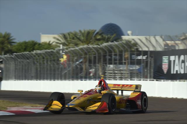 Ryan Hunter-Reay sails into Turn 13 during the final warmup for the Firestone Grand Prix of St. Petersburg -- Photo by: Chris Owens