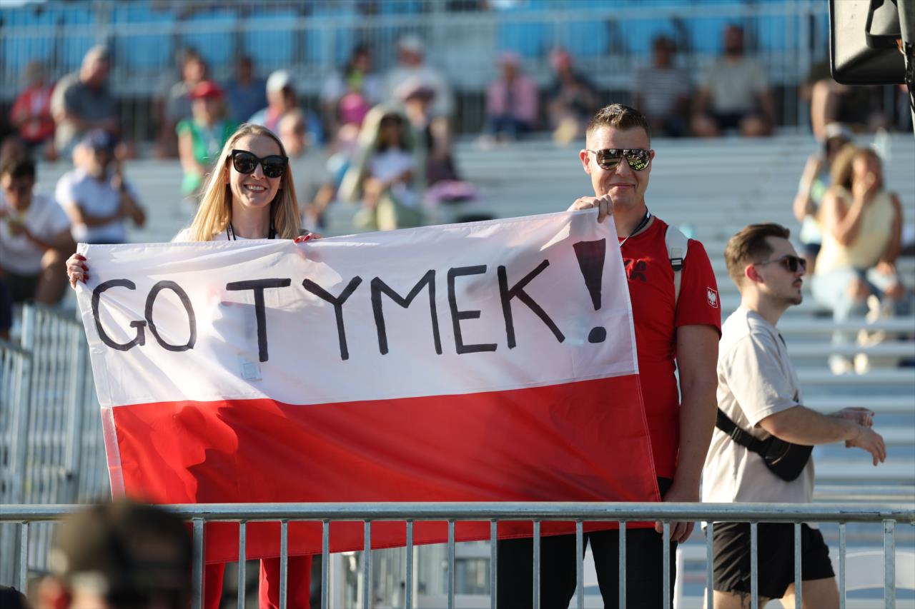 Tymek Kucharczyk fans - Grand Prix of St. Petersburg - By: Joe Skibinski -- Photo by: Joe Skibinski