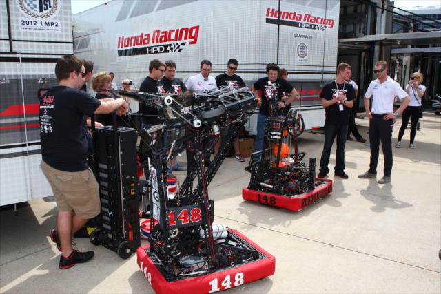 Robowranglers with the Honda Racing crew -- Photo by: Chris Jones