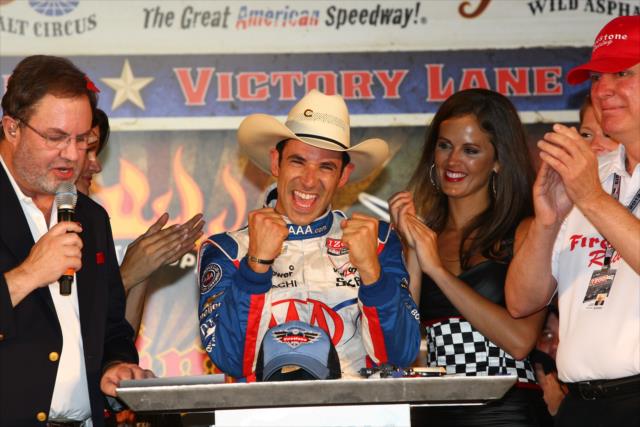 Helio Castroneves celebrates his victory at Texas Motor Speedway -- Photo by: Chris Jones