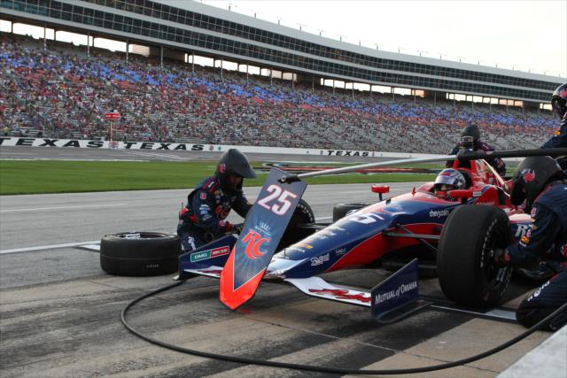 Marco Andretti for four tires and Sunoco fuel -- Photo by: Chris Jones