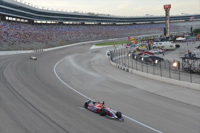 Marco Andretti leads at Texas Motor Speedway -- Photo by: John Cote
